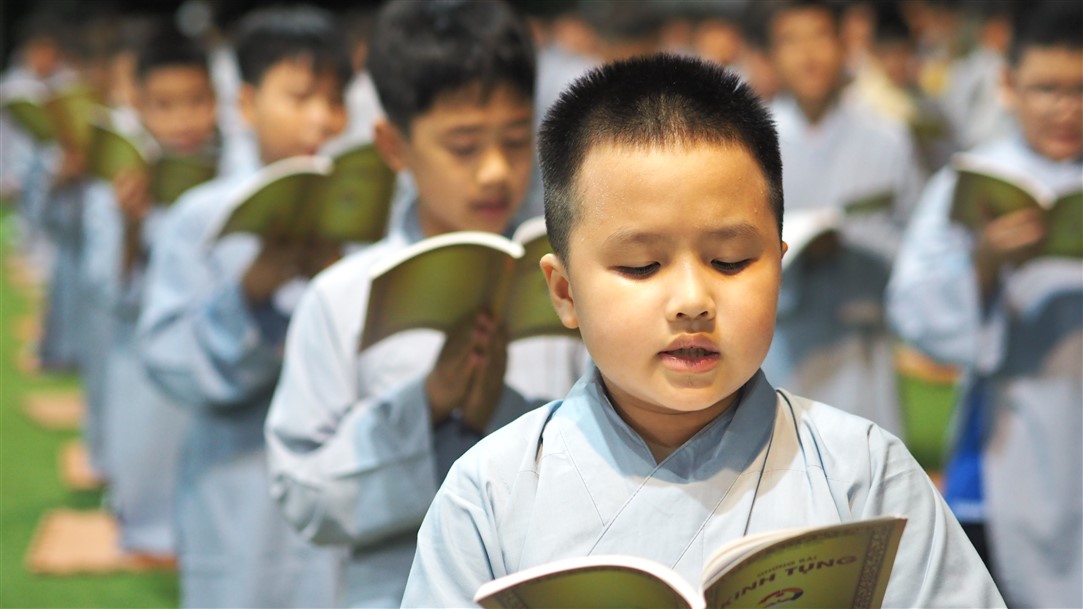 Hãy đem Phật Pháp về dâng cho Cha Mẹ để đền ơn