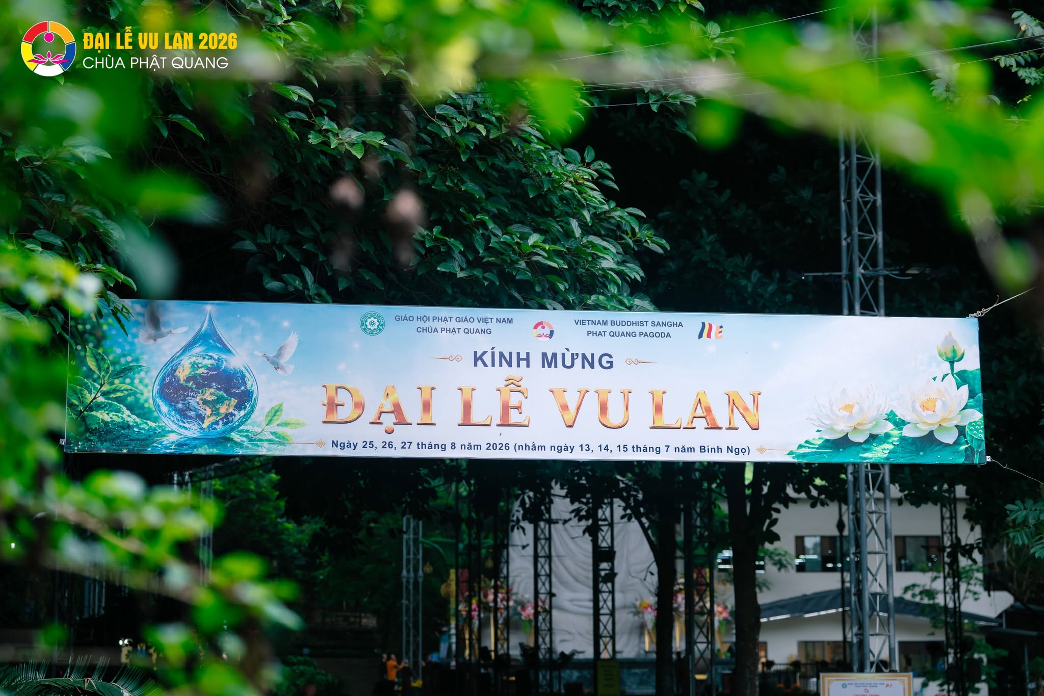 Không Khí Chuẩn Bị Tất Bật Trước Thềm Đại Lễ Vu Lan Tại Chùa Phật Quang